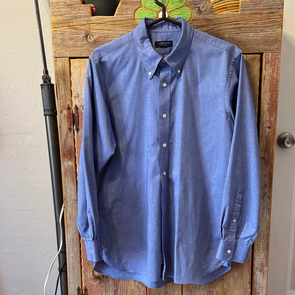 Lands' End Men's Casual Chambray Blue Button Down Shirt - Picture 1 of 13